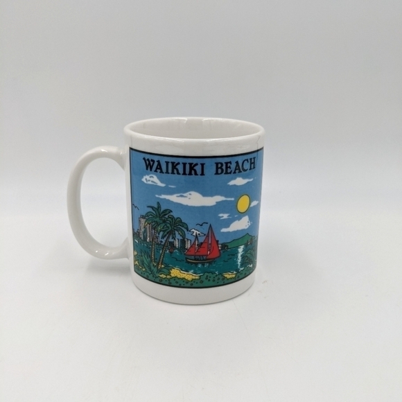 Waikiki Beach Hawaii Coffee Mug - Picture 1 of 4
